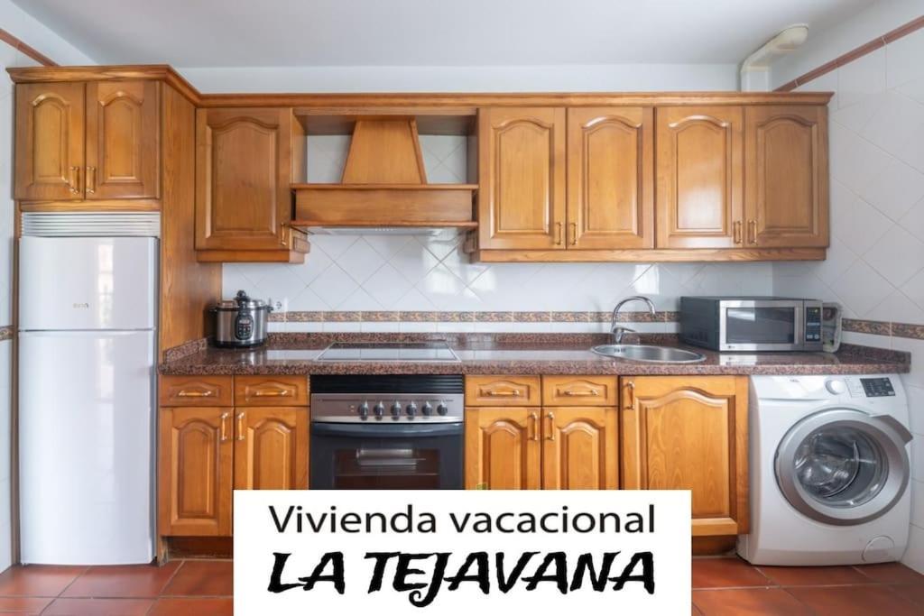 Vivienda Vacacional La Tejavana Llames de Pría Exterior photo